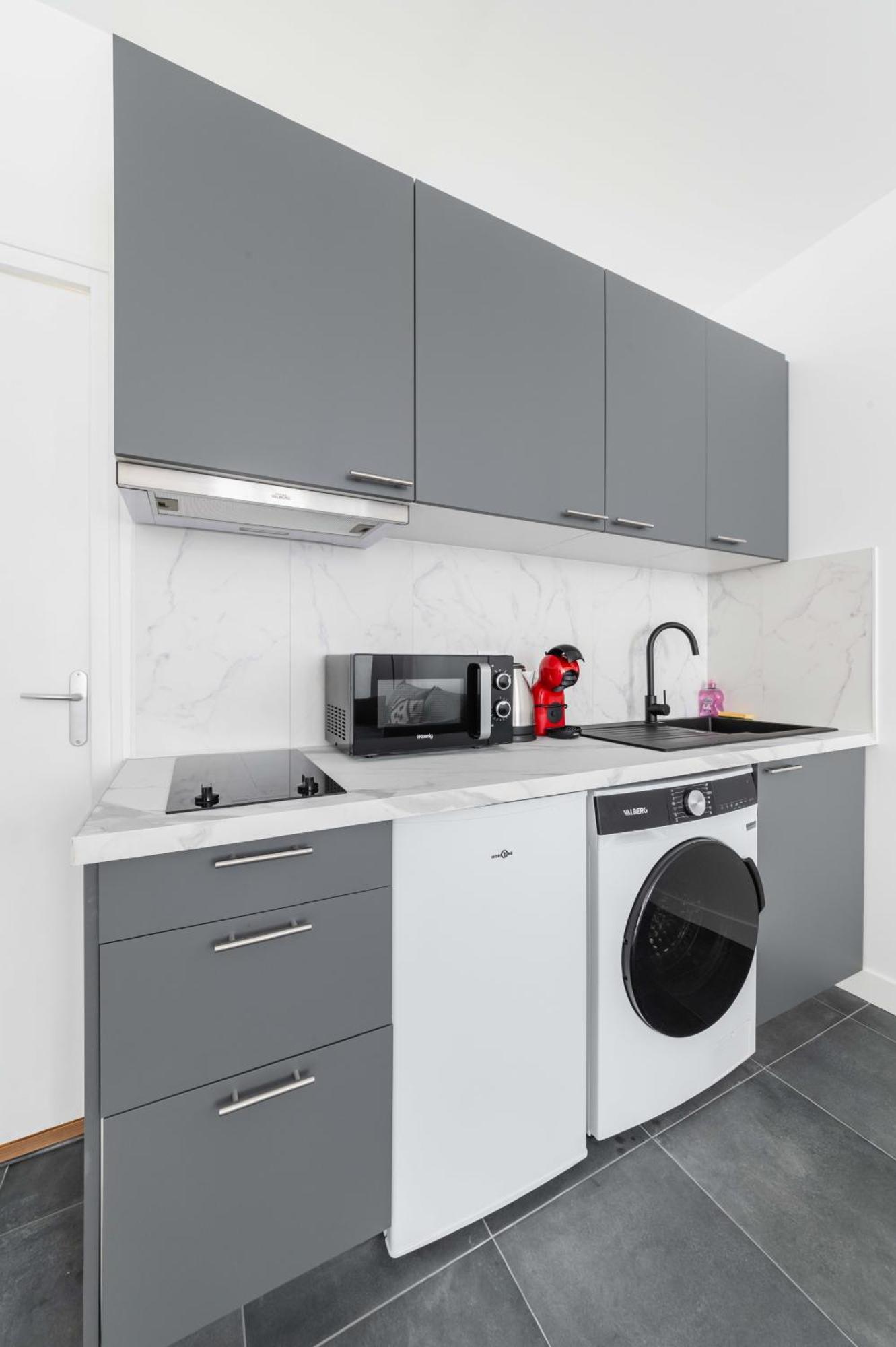 2 Pieces Refait Neuf Metro Jaures - Paris 19 - 4P - Flat-Guest Appartement Buitenkant foto