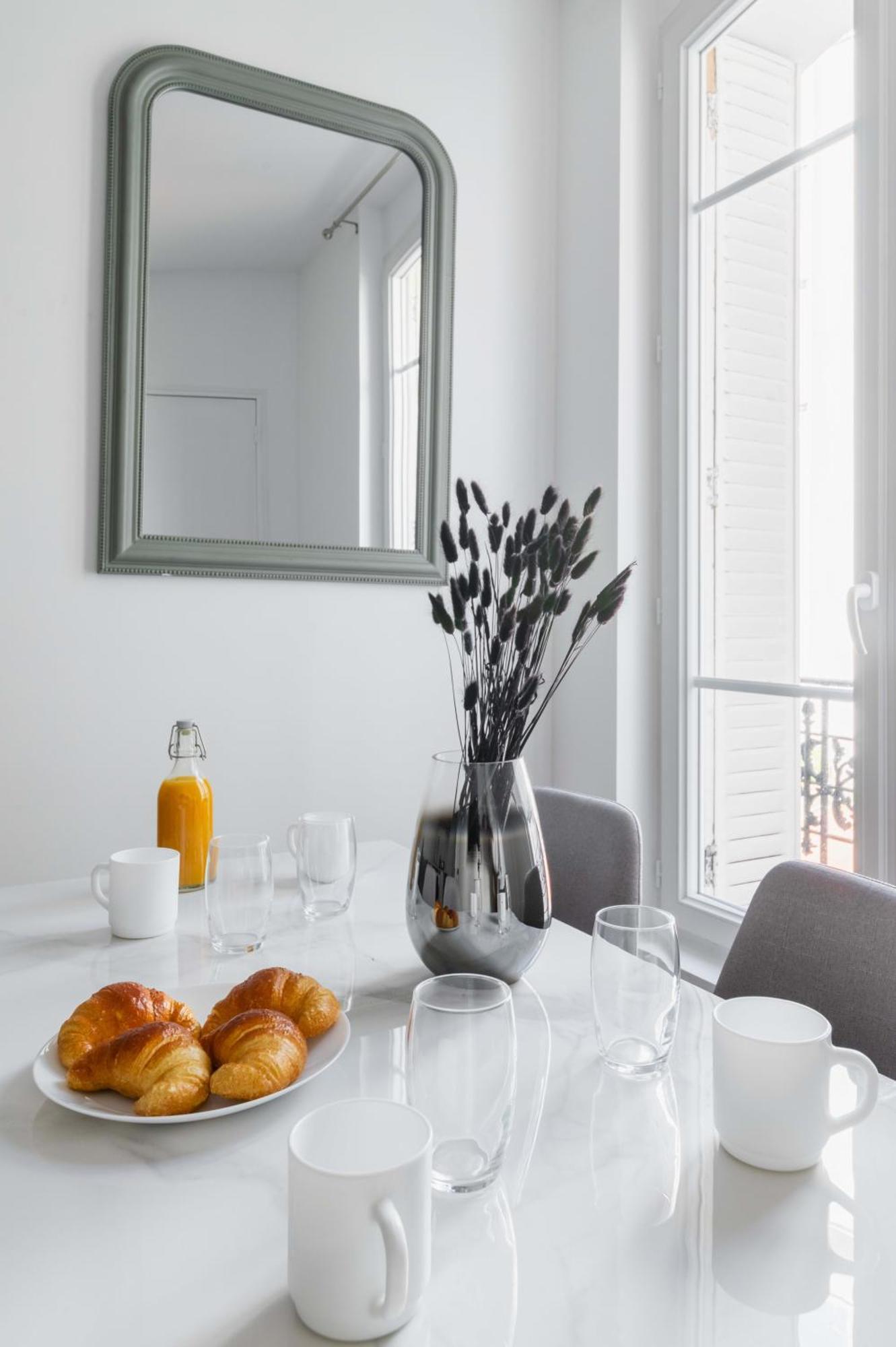 2 Pieces Refait Neuf Metro Jaures - Paris 19 - 4P - Flat-Guest Appartement Buitenkant foto