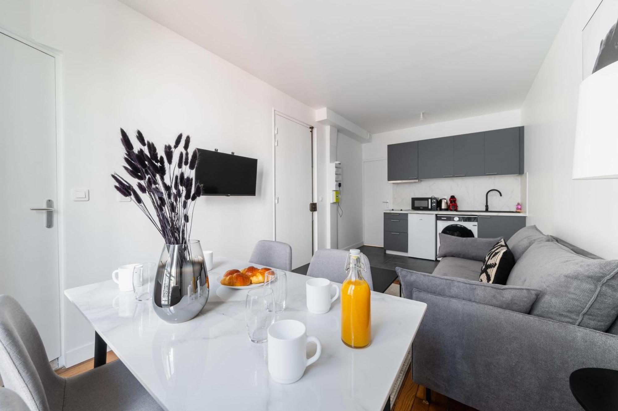 2 Pieces Refait Neuf Metro Jaures - Paris 19 - 4P - Flat-Guest Appartement Buitenkant foto